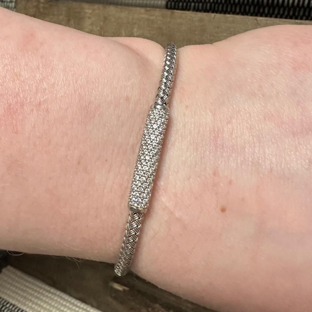 JCM great shape cubic zirconia pave stretchy sterling silver 925 cuff bracelet